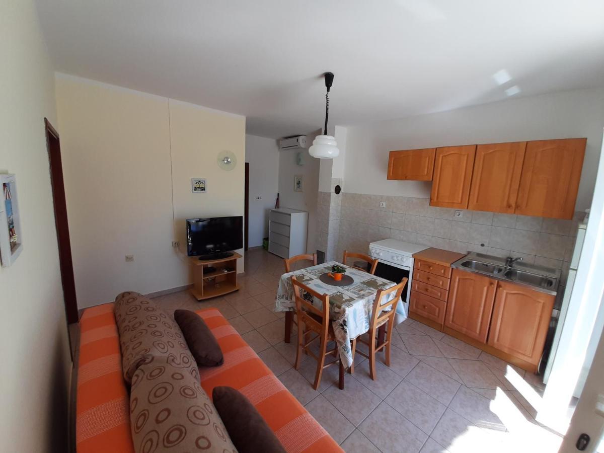 Apartments Pavelic Novi Vinodolski Kültér fotó