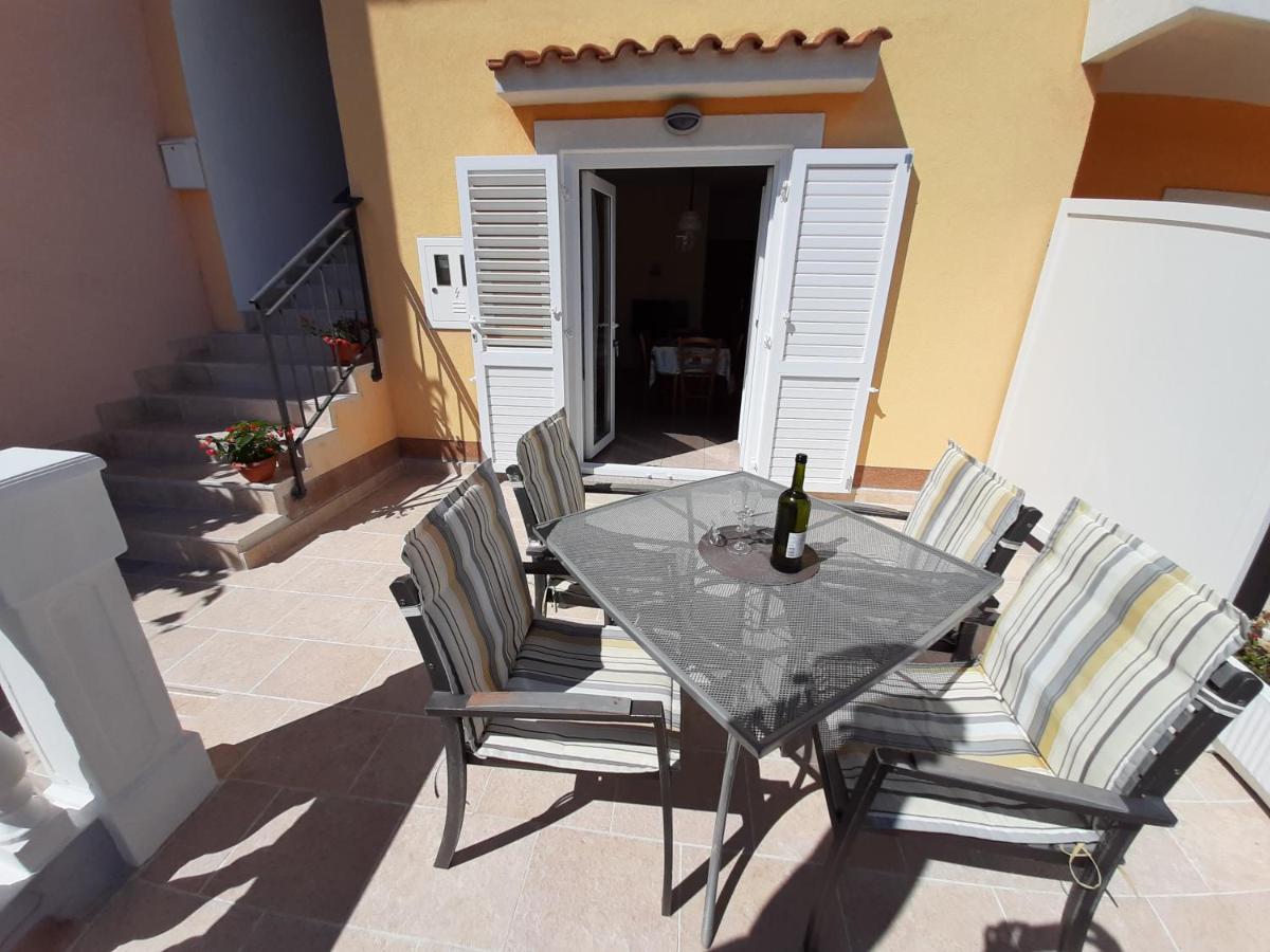 Apartments Pavelic Novi Vinodolski Kültér fotó
